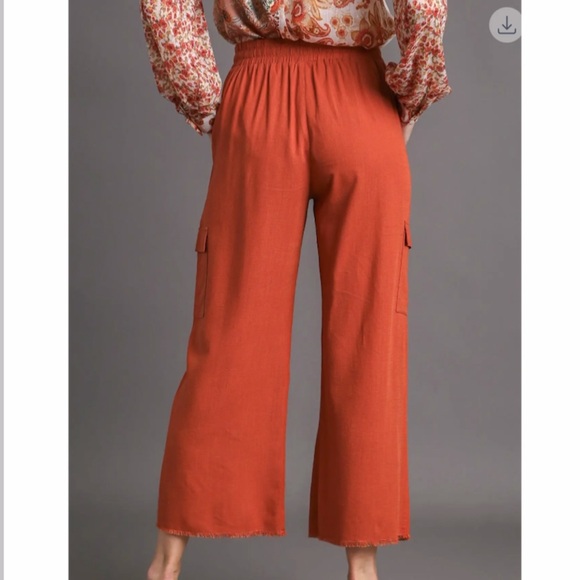 Linen Blend Cargo Pant - Picture 2 of 5